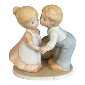 Homco Circle of Friends First Kiss Figurine Vintage Bisque Porcelain